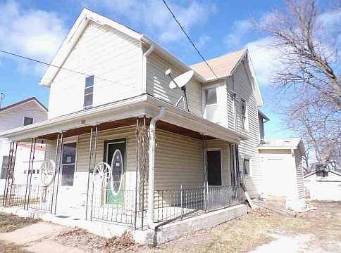 2nd image of 309 W Washington St