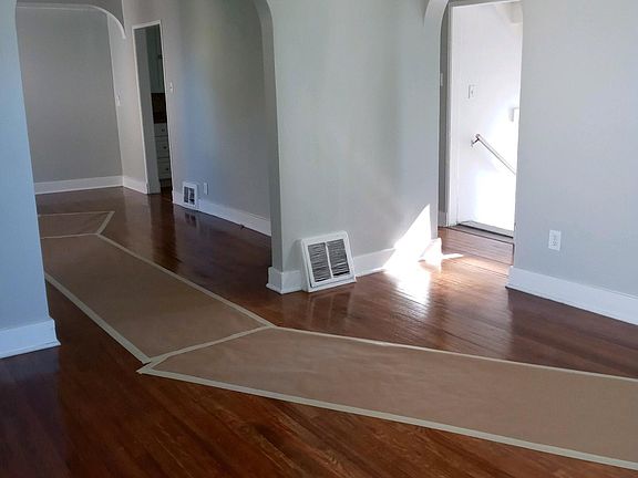 3rd image of 2120 Avenue C