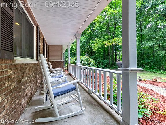 4th image of 3747 Ray Rd