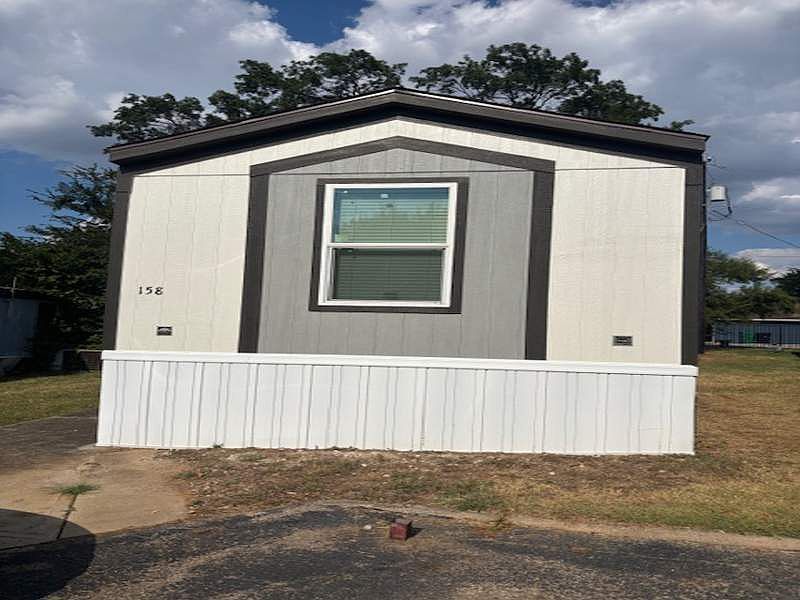 1st image of 2212 Fort Worth Dr Trailer 158
