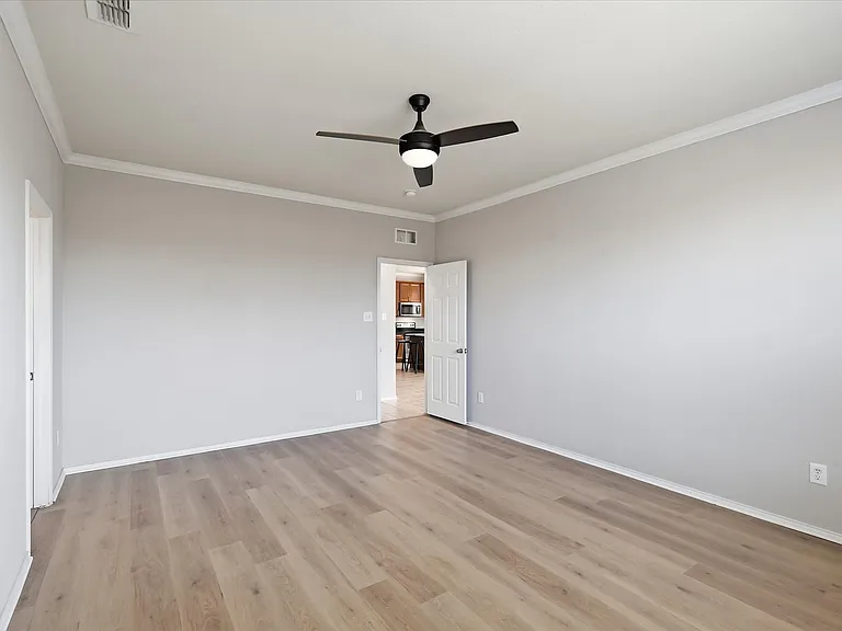3116 Layla Creek Dr — Photo 12