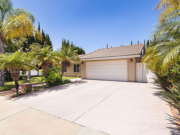2nd image of 2191 Summerpark Ct