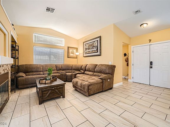 5th image of 4221 Regal Plateau Ct