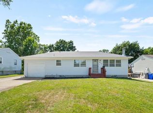 815 S Alta Ln, Olathe, KS 66061