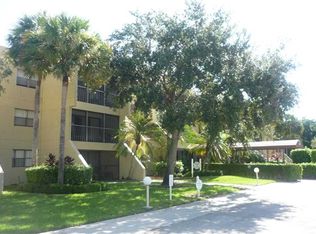 200 Lakeview Dr APT 103, Weston, FL 33326
