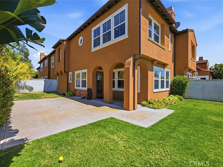 42 Paseo Vis — Photo 22