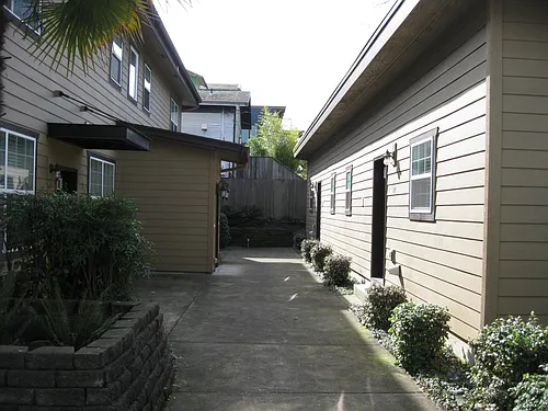 2849 NE M L King Blvd #102 Photo 1