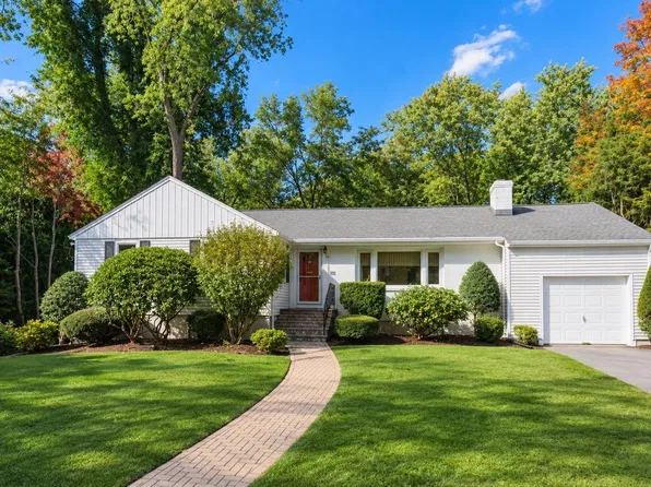 16 Stanley Rd, Newton, MA 02468