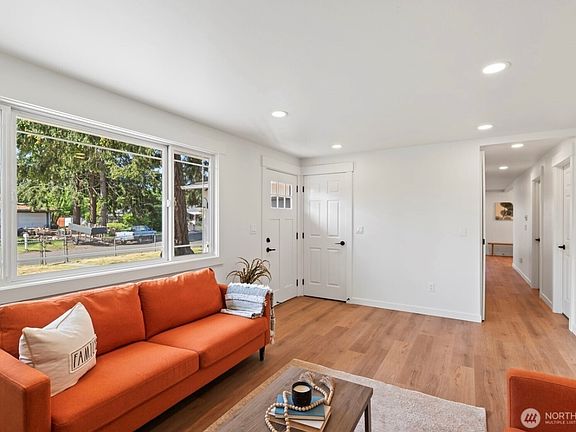 4th image of 3009 Heath Ct