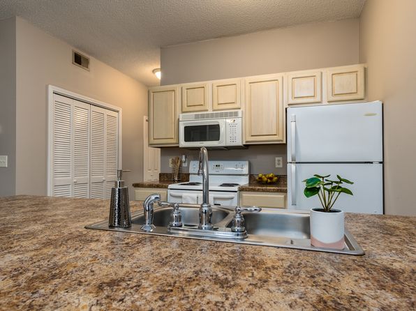 883 W Main St #885-202