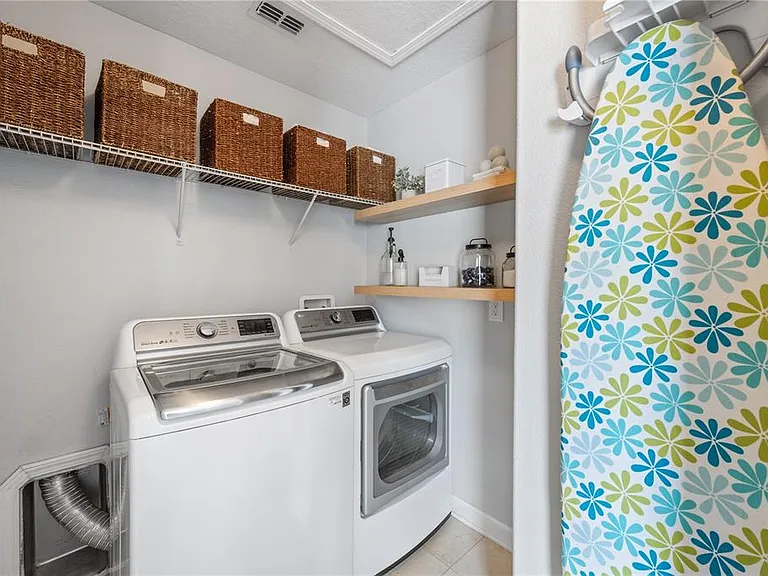 5778 Laurel Cherry Ave — Photo 26