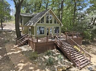 104 E Barker Creek Dr, Scroggins, TX 75480