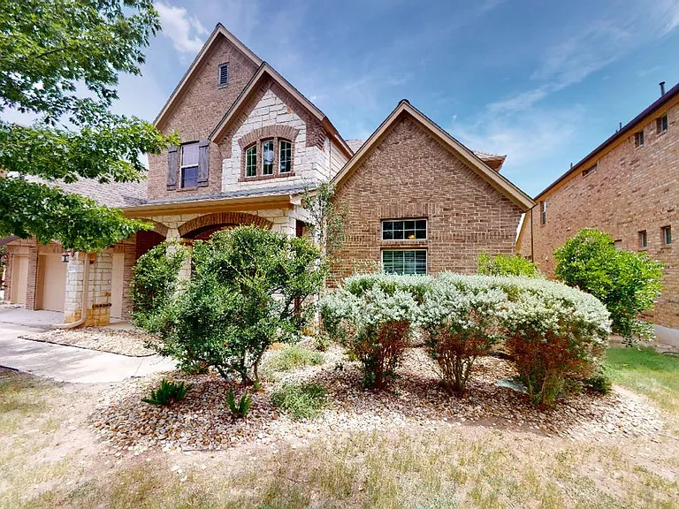 5705 Lipan Apache Bnd — Photo 1