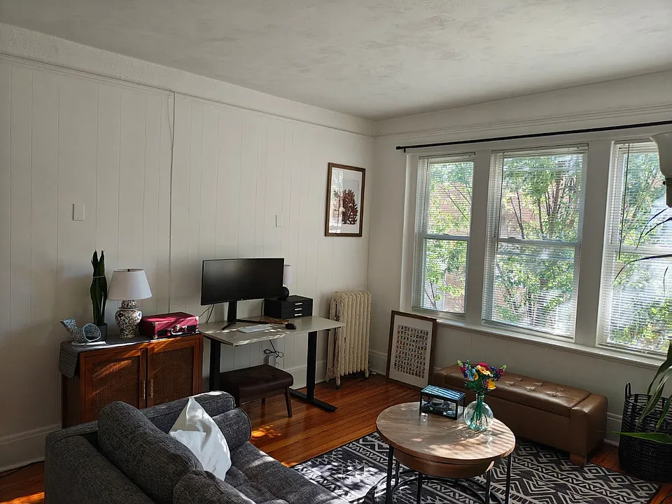 21 Aberdeen St #3