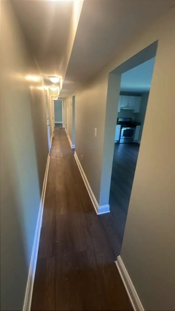 Building Photo - 700 Woodbourne Ave #5