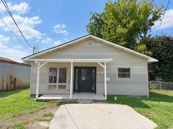 229 1st St, Barbourville, KY 40906