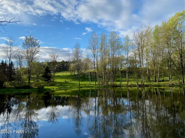 1264 Advent Rd, Lake Ariel, PA 18436