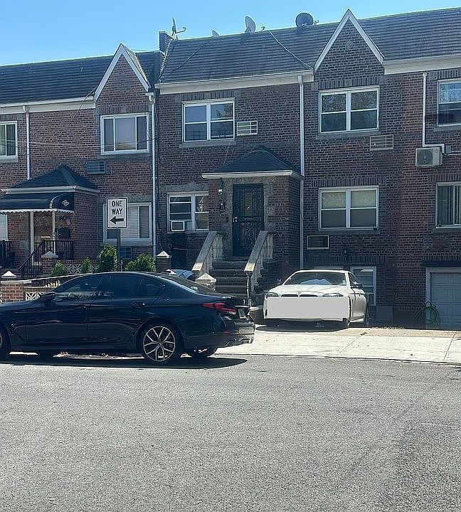 1st image of 49 Minna St