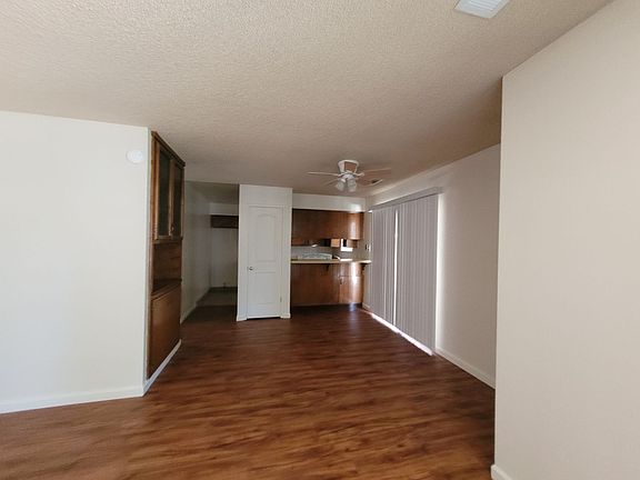 3rd image of 143-149 S Peppertree Ln #143