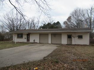 4 Bowerman Rd, Manistee, MI 49660