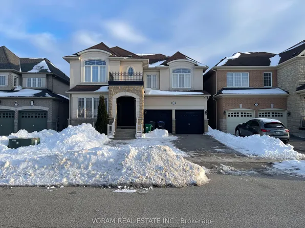 5 Dunegrass Way, Brampton, ON L6P 2T5