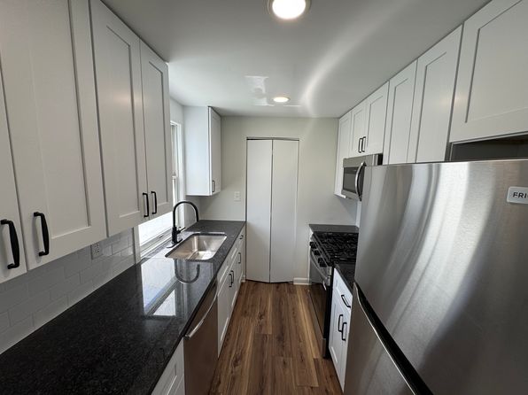 202 Brower Ave Floor 1