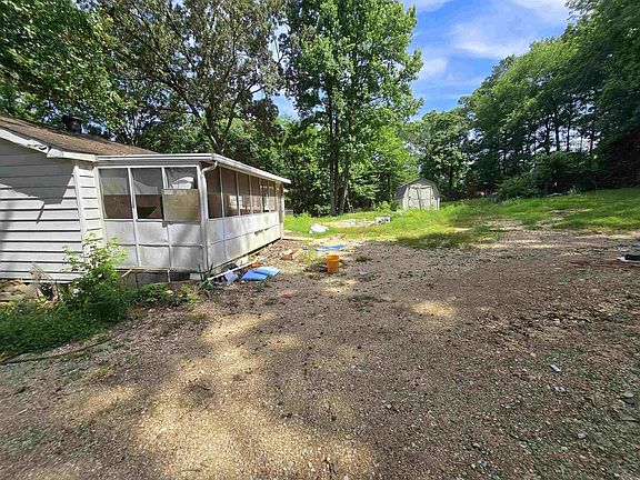 4th image of 4430 Dixie Ln