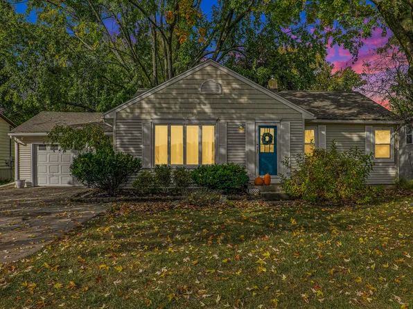3531 Ivanrest Ave SW, Grandville, MI 49418