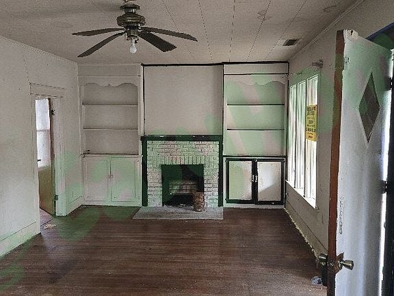 2nd image of 318 Vine St