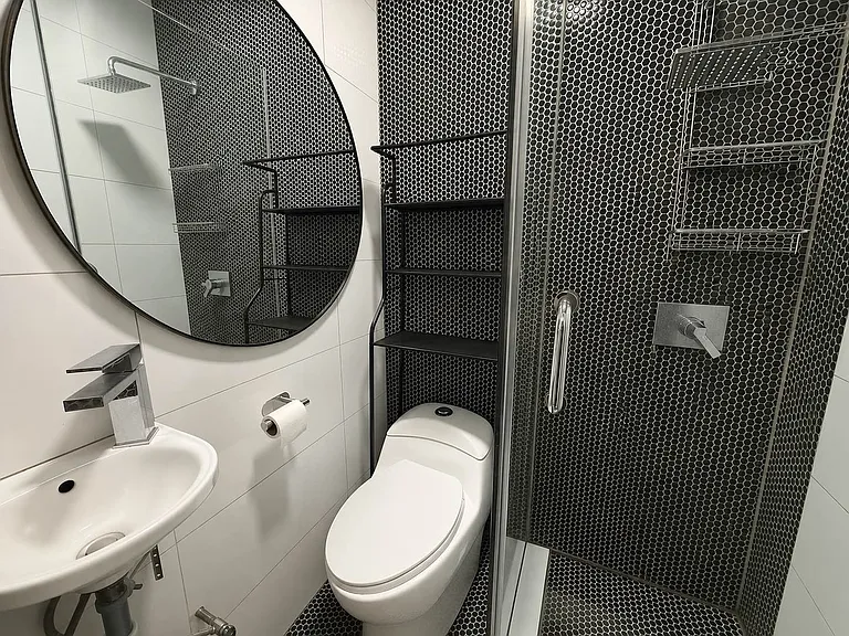 415 Rogers Ave #3 — Photo 9