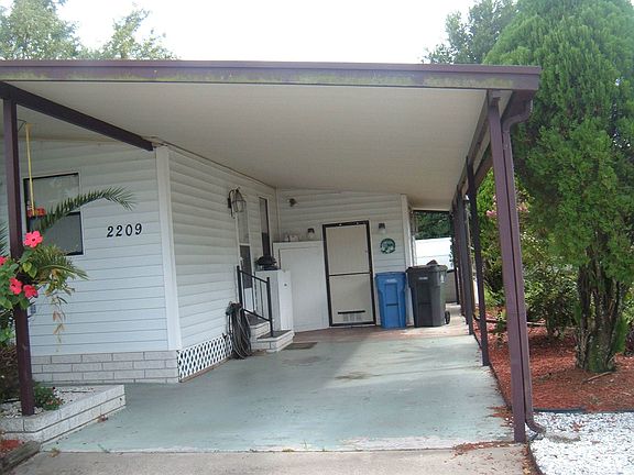covered carport
