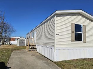 1923 Bob White Dr, Ashtabula, OH 44004