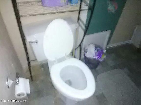 4th image of 523 Alder St