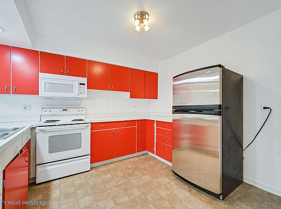 5th image of 4511 Kings Walk Dr APT 2B