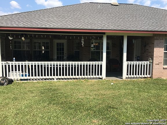 4th image of 347 Crownhill Dr