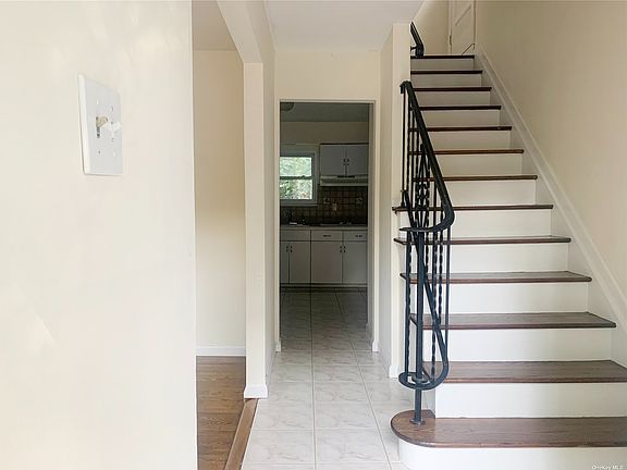 2nd image of 47 Potter Ln