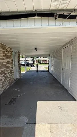 3 bed, 1.5 bath, 1014 sqft, $1,500 — Photo 4