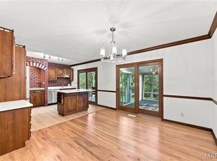 205 Morewood Dr, Ballwin, MO 63011