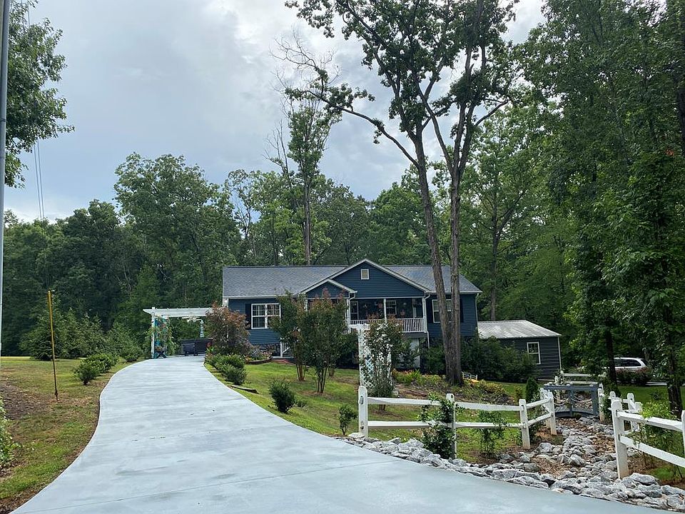 1st image of 228 Garden Lakes Dr