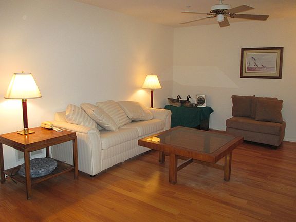3rd image of 1107 Brassie Ct
