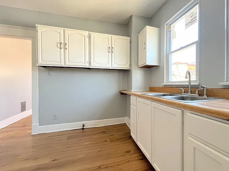 307 Berkshire Ave — Photo 4