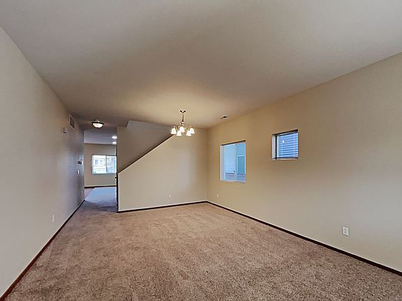 5th image of 1325 49th St NE