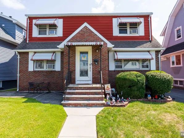 14 Alaska St, Garfield, NJ 07026