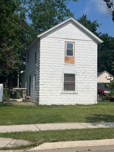 204 N Lakeview Ave, Sturgis, MI, 49091