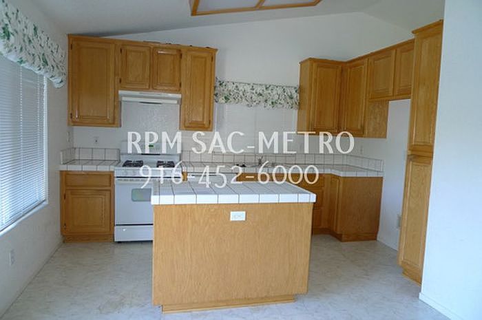 2nd image of 4630 Durham Rd