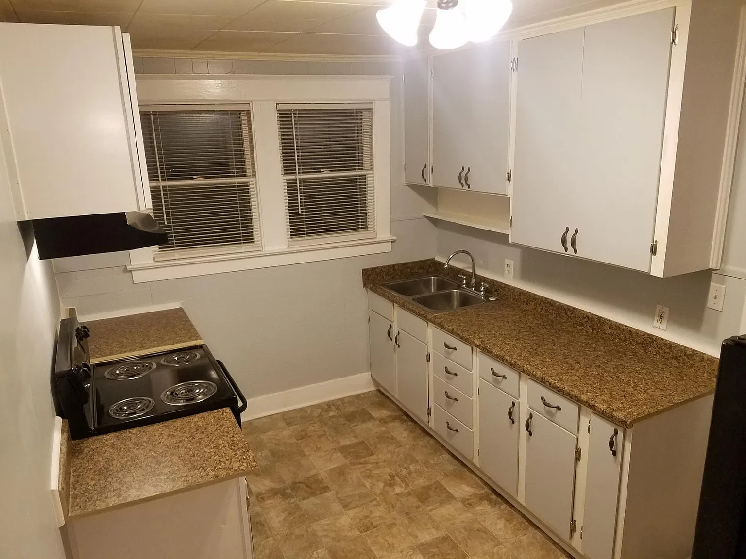 4 bed, 1500 sqft, $1,650 — Photo 3