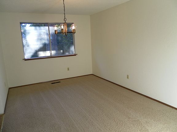 2nd image of 7920 Onyx Ct SW