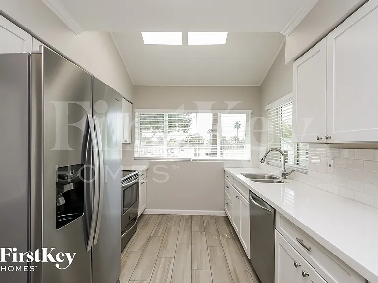5359 E Elmwood St — Photo 7