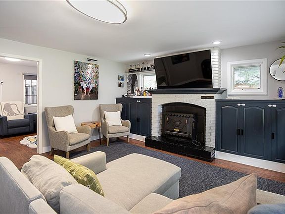 4th image of 7632 Reinhardt Dr