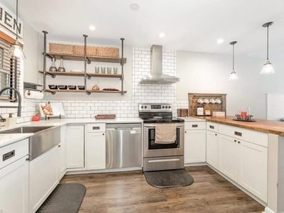 (Undisclosed Address), Winston Salem, NC, 27106